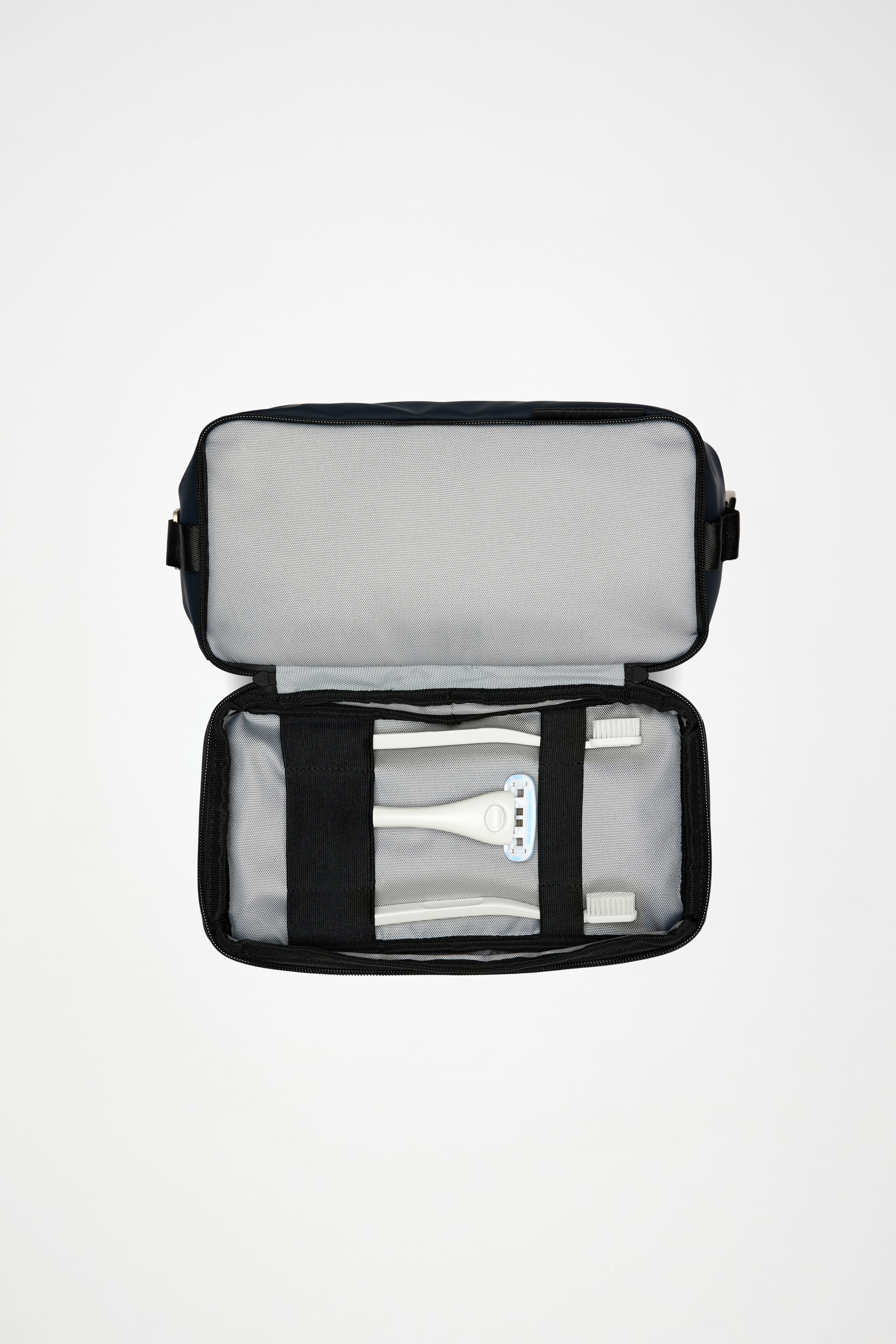 RAINS Otaru Wash Bag Black 9L H17 x D15 x W27 cm Wash Bag